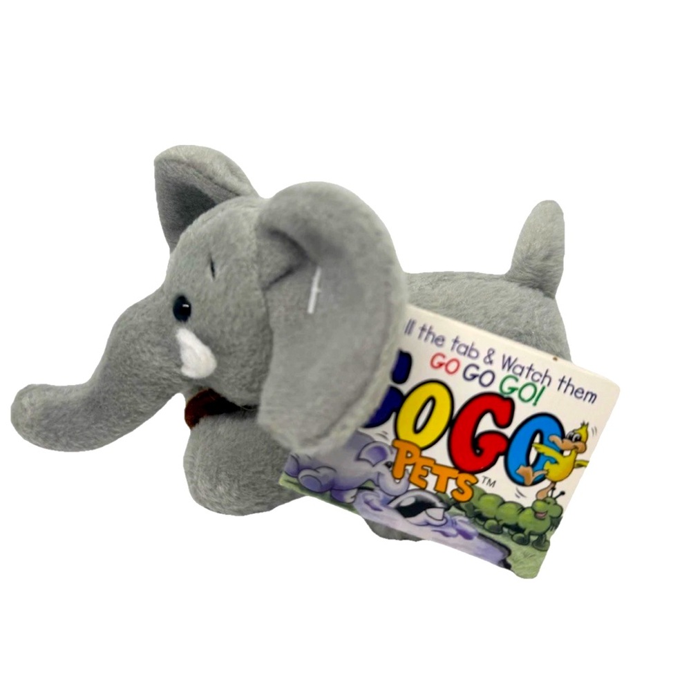 Ganz Go Go Pets Peanut The Elephant Wiggles & Shakes New Vintage 90’s